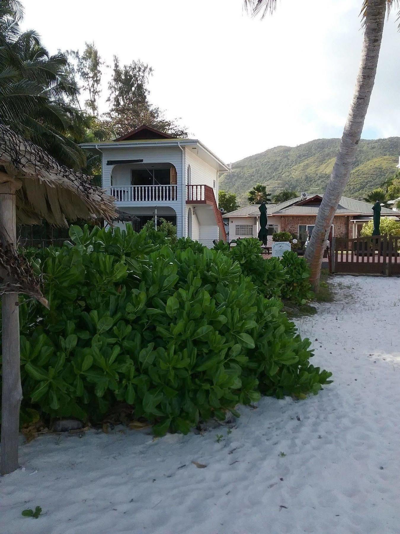 Le Tropique Villa (Adults Only) Grand Anse  Extérieur photo
